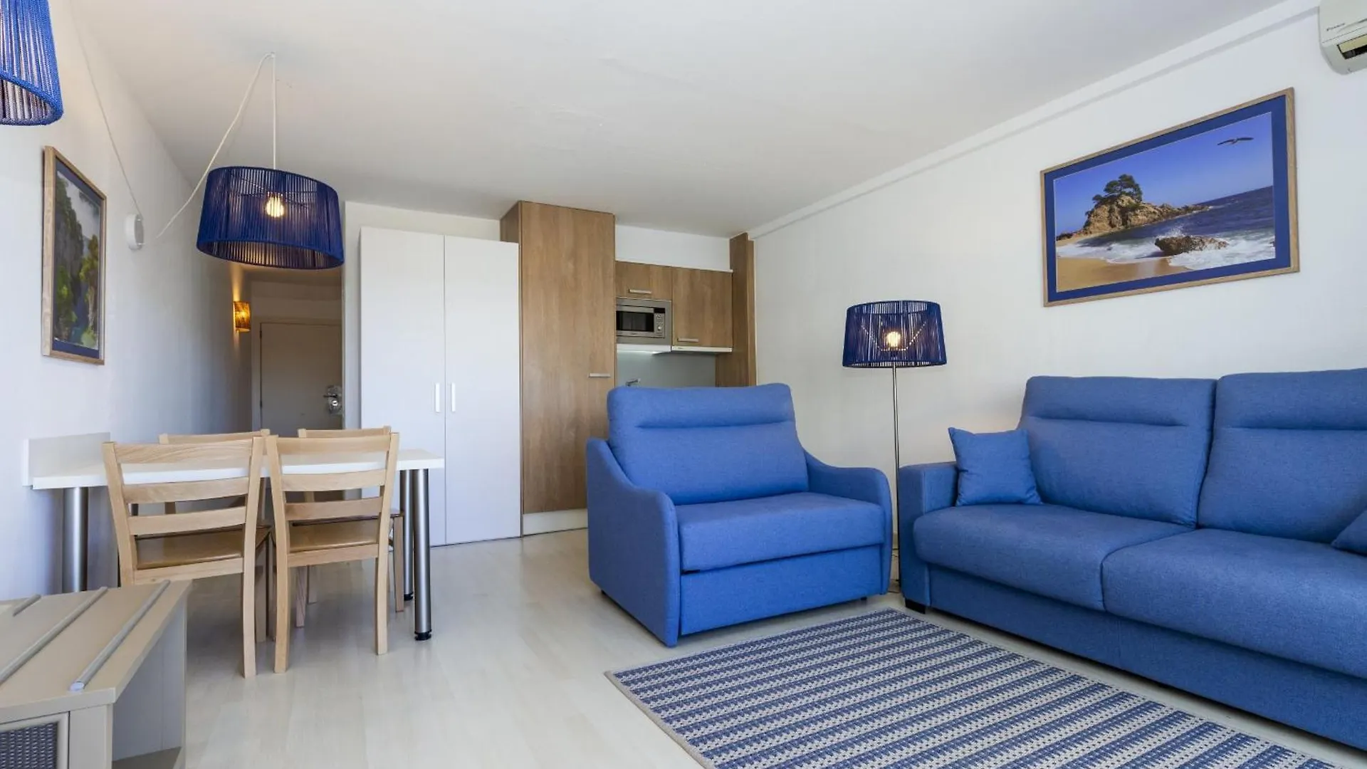 Acacias Apartamentos Salou 0*,  Spain