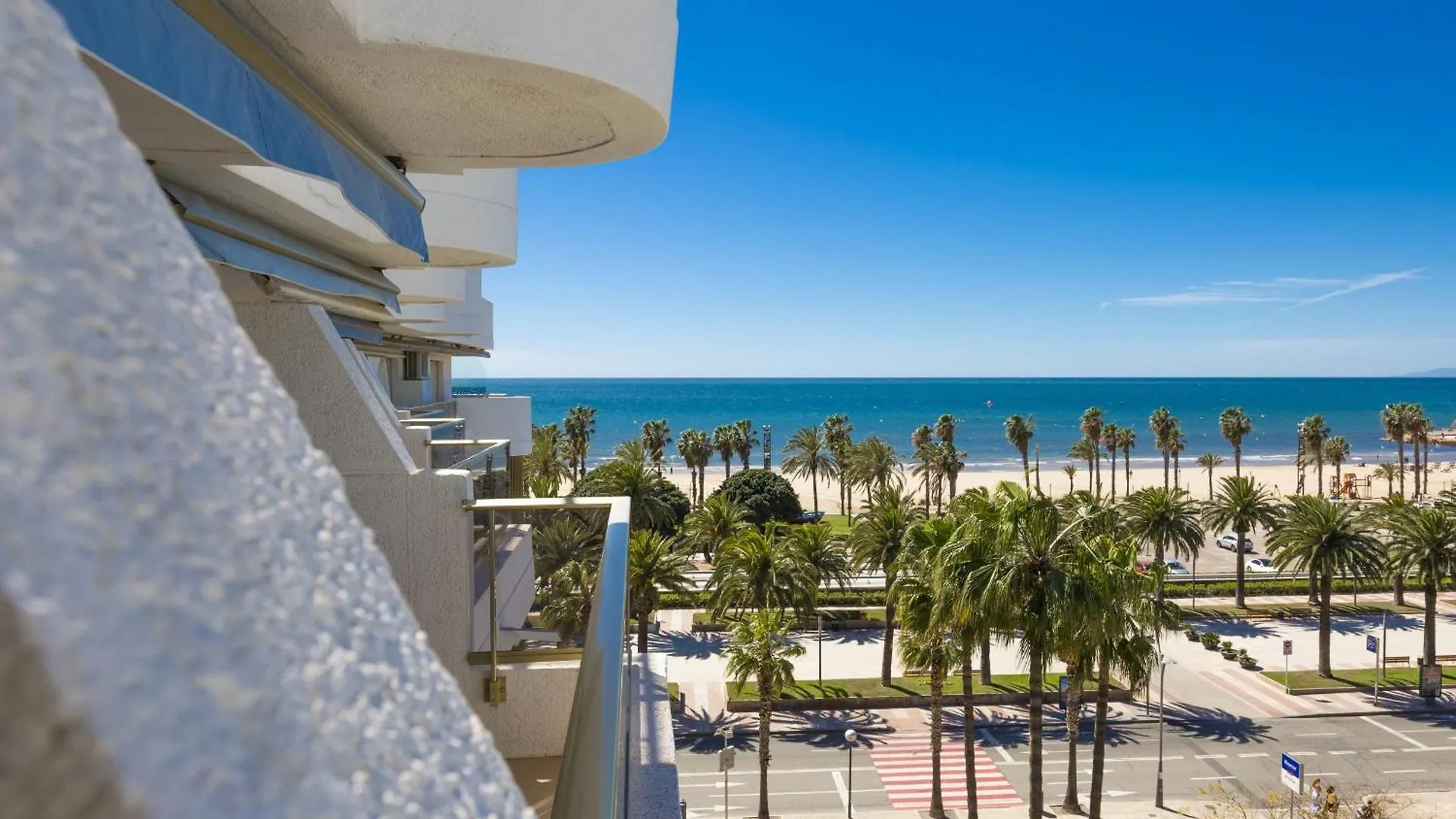 Acacias Apartamentos Salou Apartment